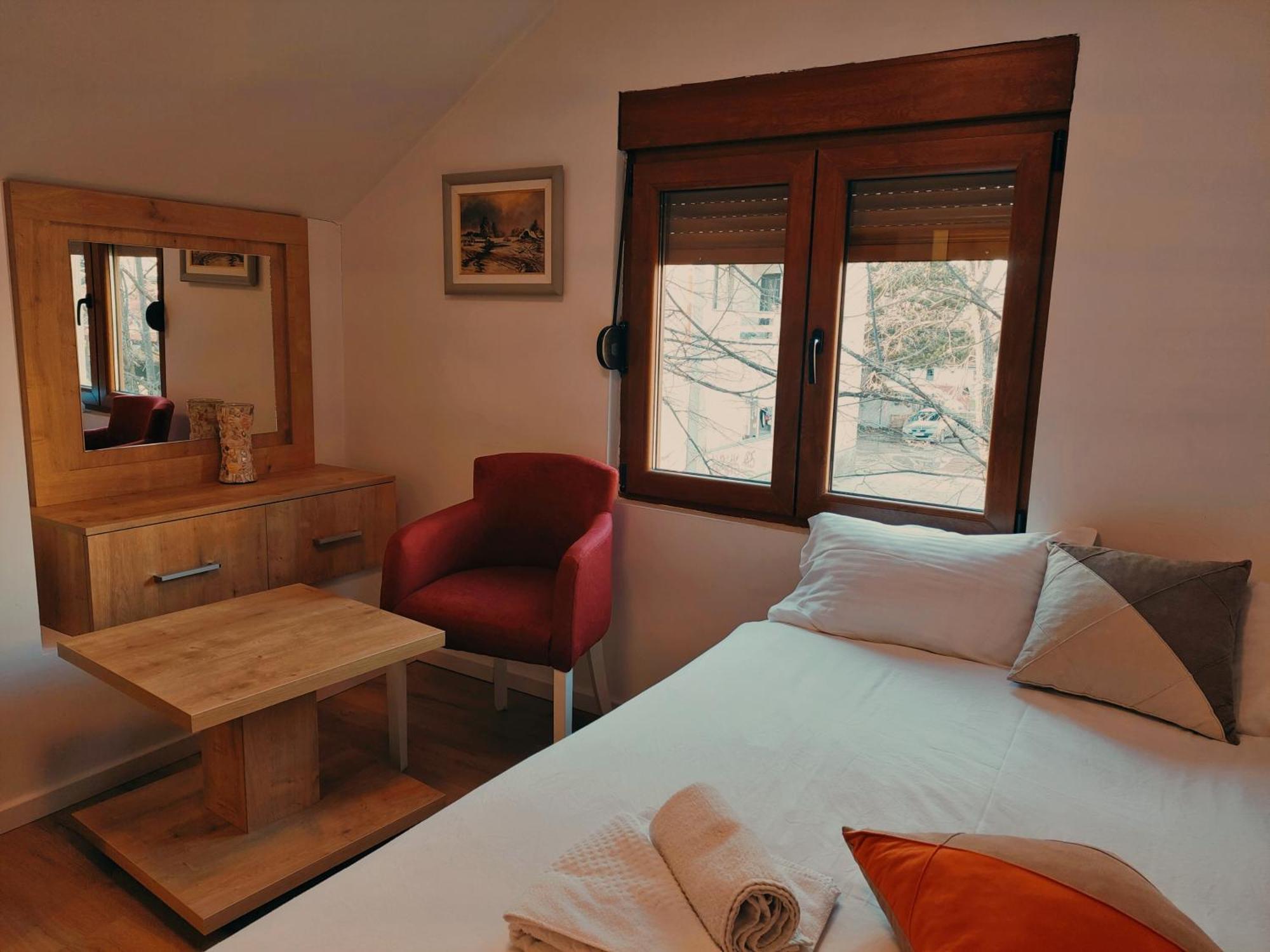 Buba Palace Никшич Экстерьер фото