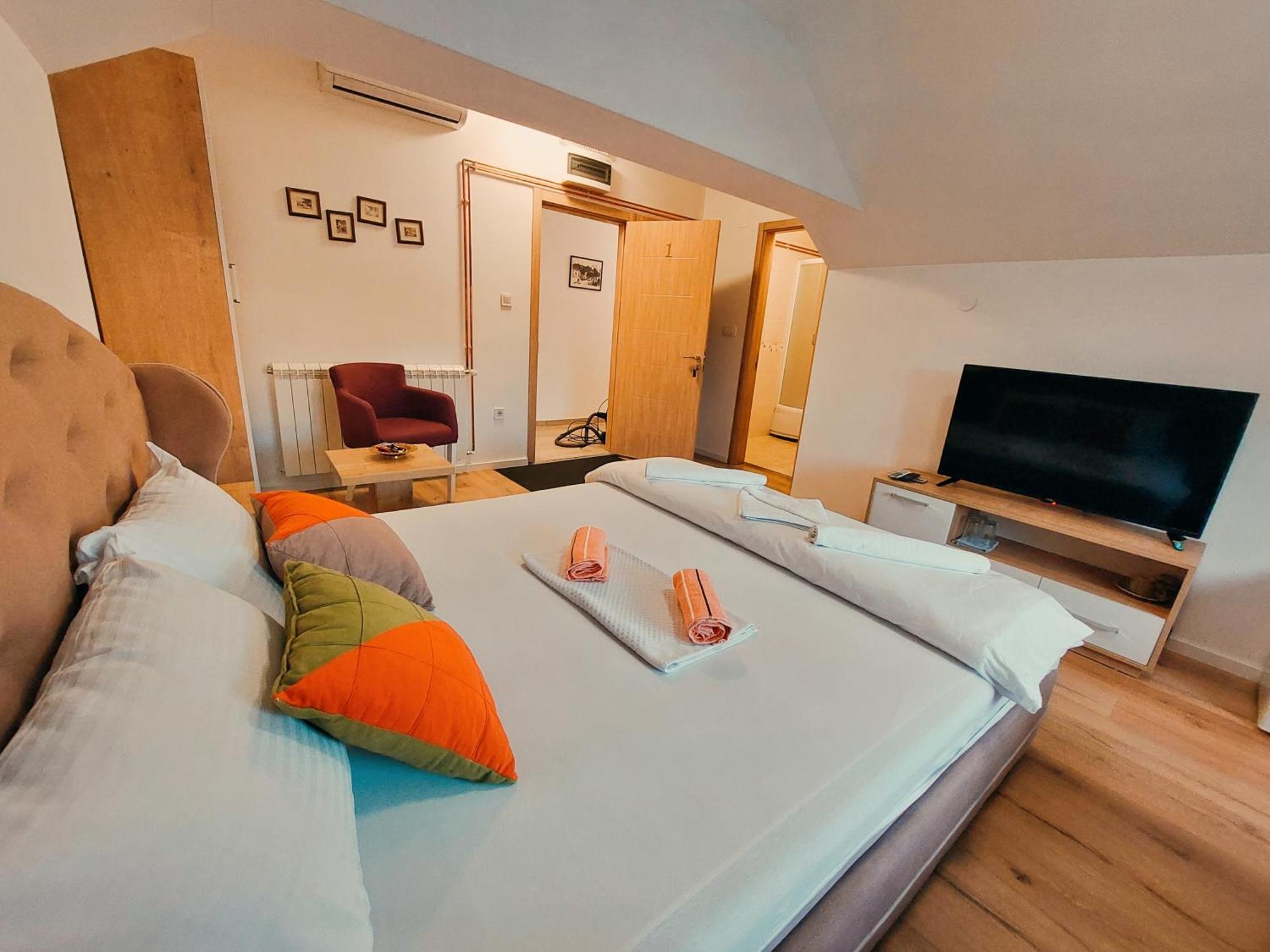 Buba Palace Никшич Экстерьер фото